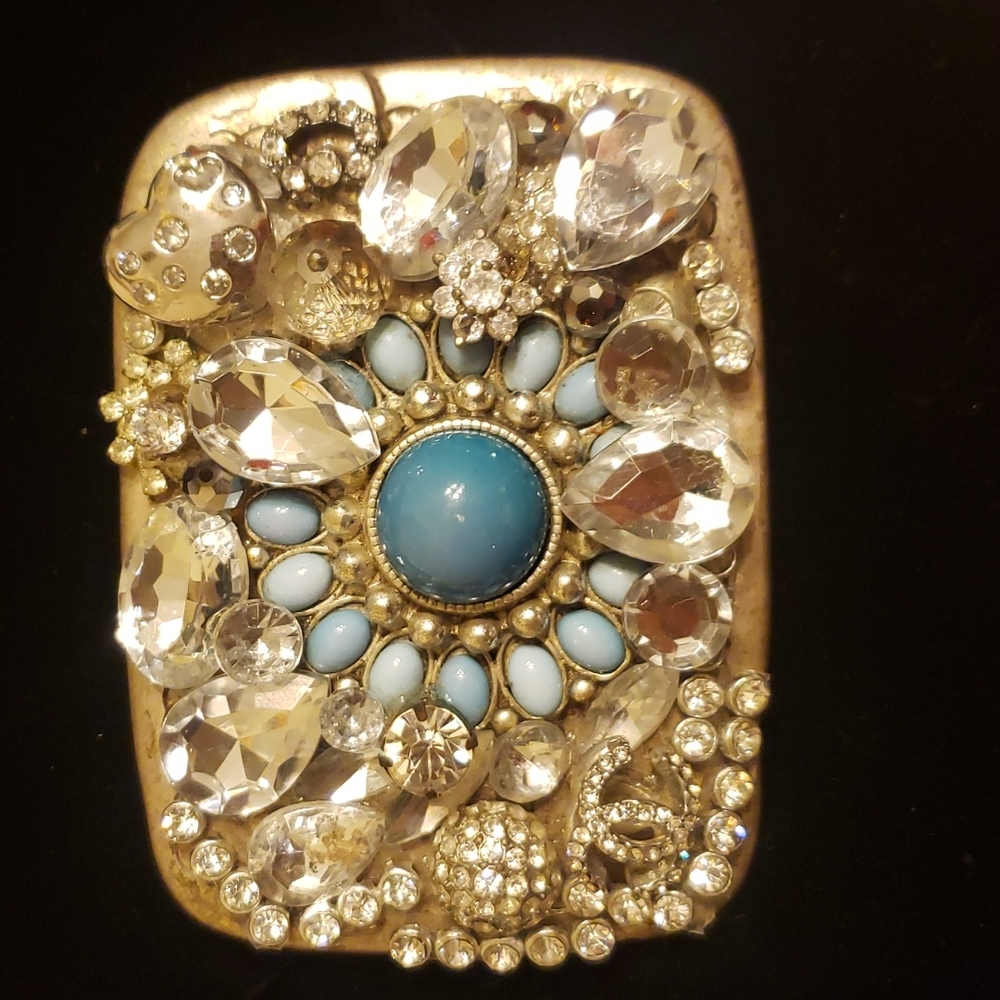 Faux Turquoise and Rhinestone Woman's Belt Buckle